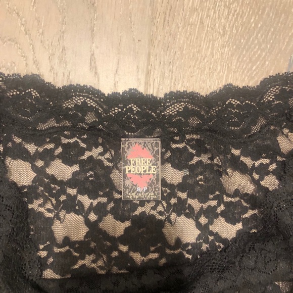 Free People black lace top - Picture 3 of 3